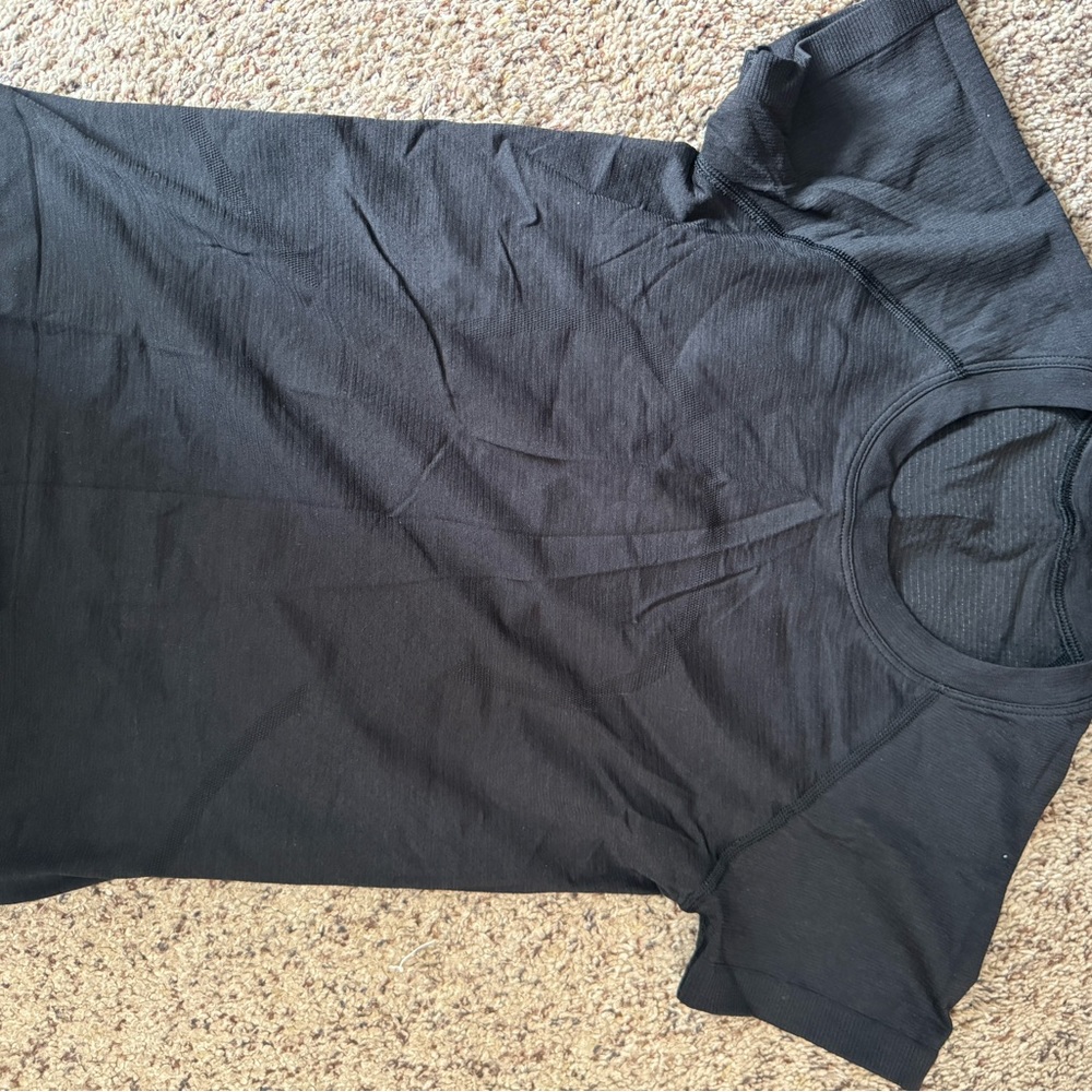 Lululemon swiftly tech short sleeve shirt